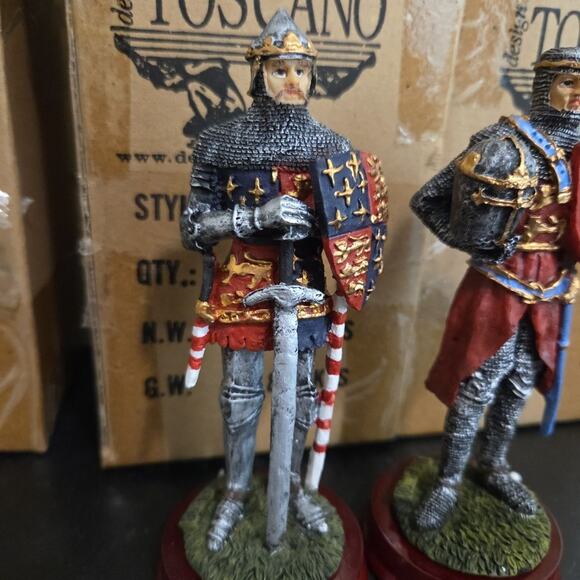 Three Toscano Early Knights of England Figurines Statue - Picture 7 of 10